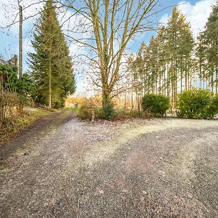 Stylish Retreat With Sauna Awenne