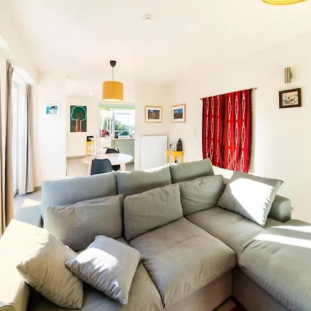 Stylish Retreat With Sauna 別荘 Awenne