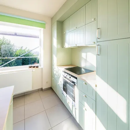 Stylish Retreat With Sauna بيت للعطل