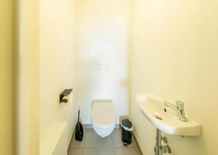 Stylish Retreat With Sauna Holiday home *