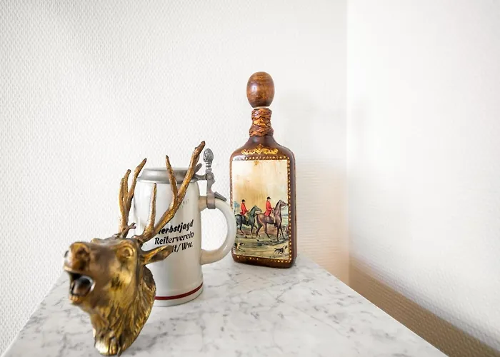 Stylish Retreat With Sauna *